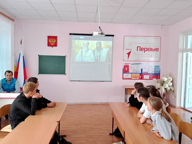 День кадровика